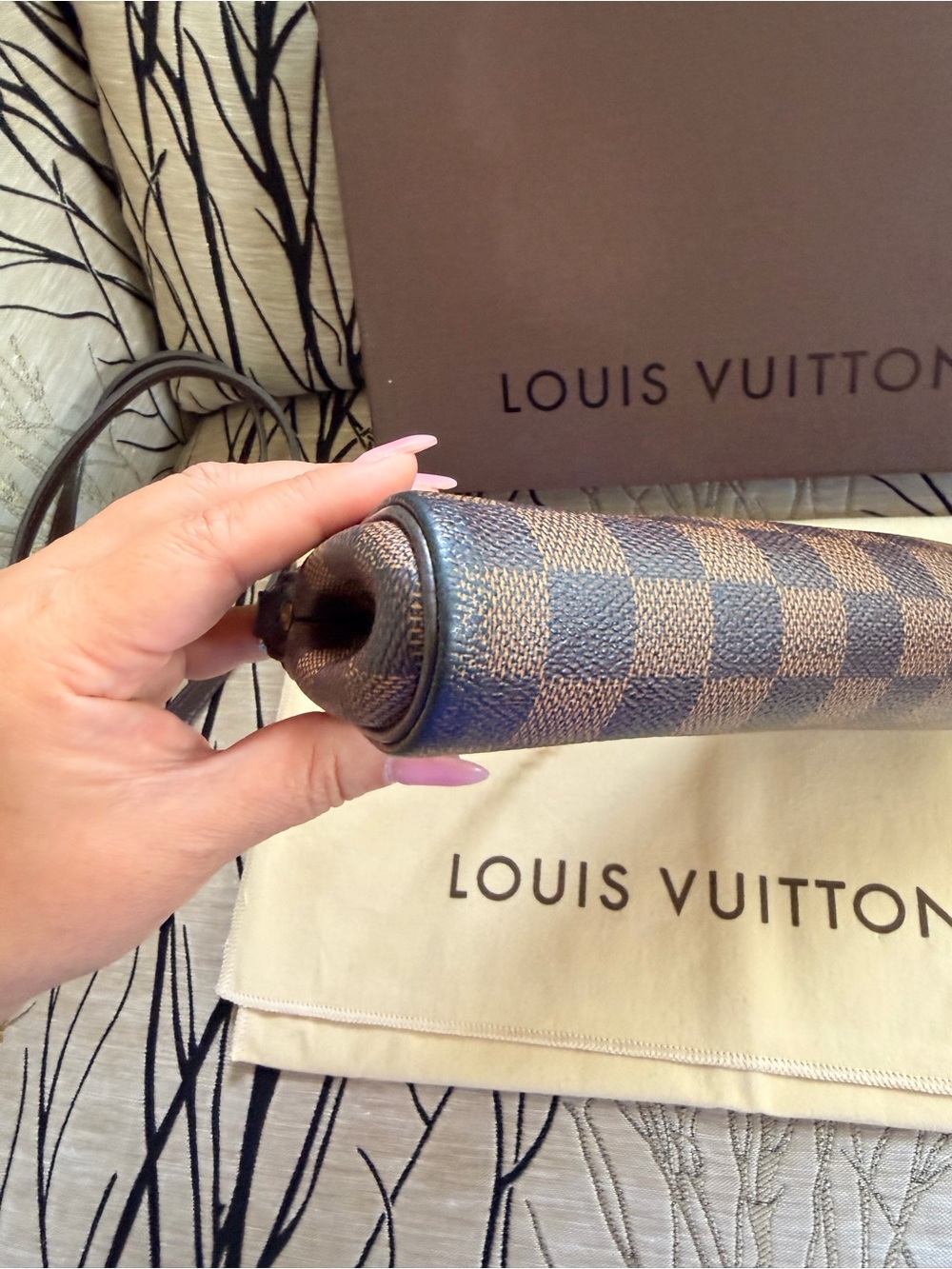 Louis Vuitton Eva Damier Ebene Brown Crossbody Chain Clutch Bag -original owner - Picture 5 of 12